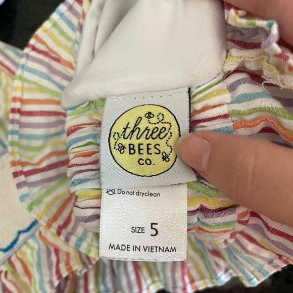 Three Bees Company Rainbow Sea Life Embroidered Two Piece Bathing Suit Size 5 - Picture 7 of 8